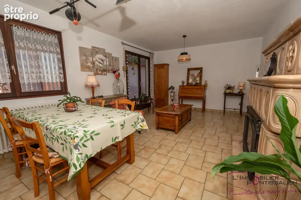 Pontarlier : maison de type 4 - quartier calme - photo 8
