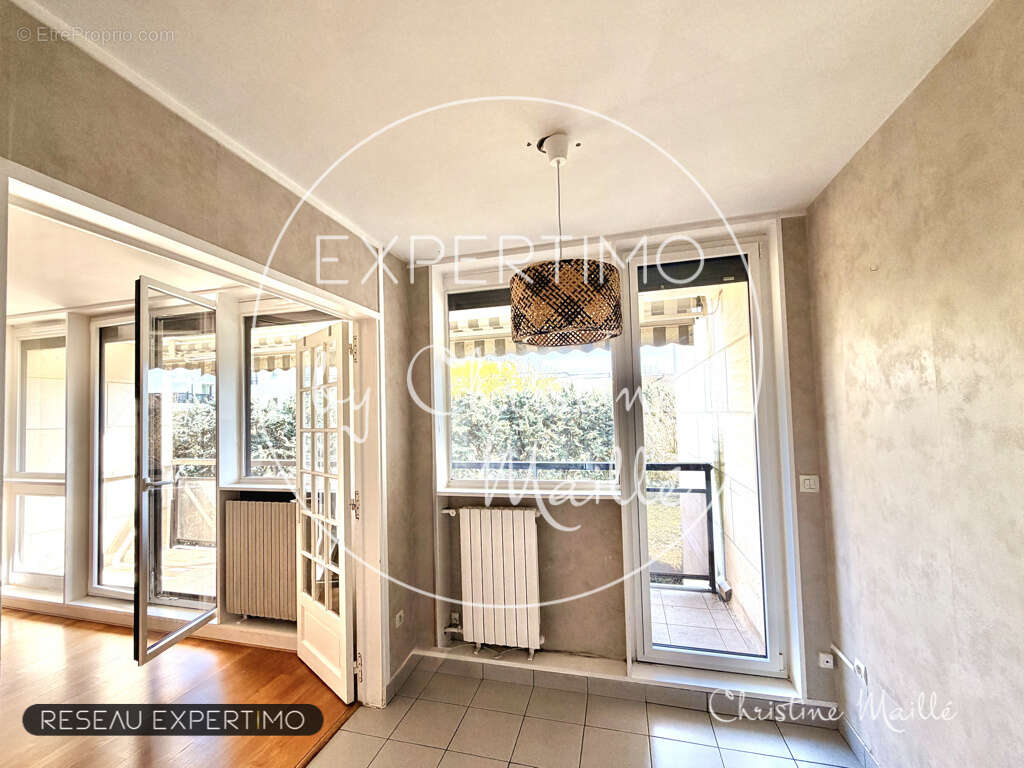 Appartement à VERSAILLES