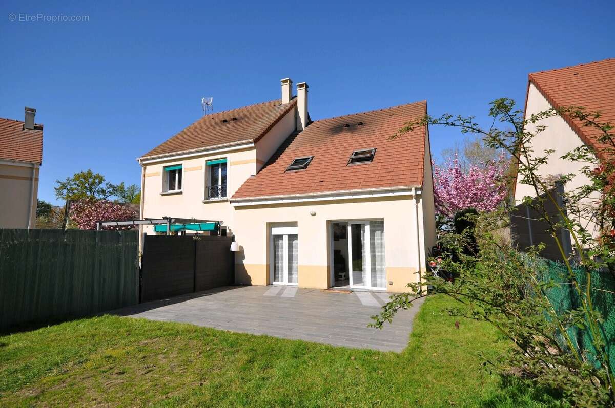 Maison à BOISSY-SOUS-SAINT-YON