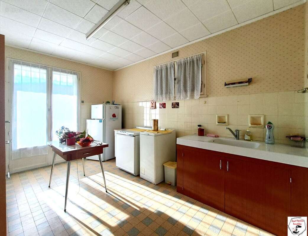 Appartement à TOURNON-SUR-RHONE