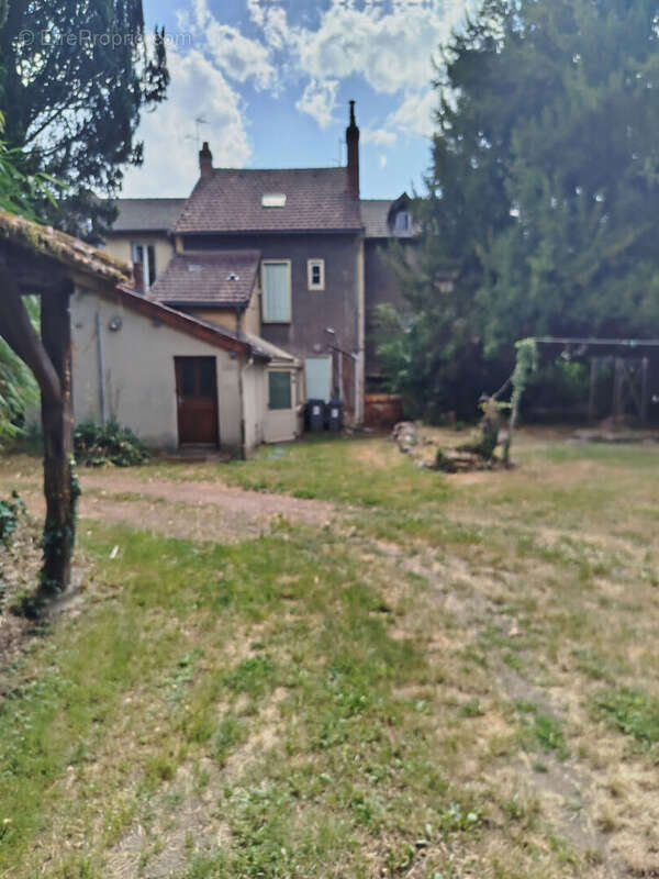 Maison à AUTUN