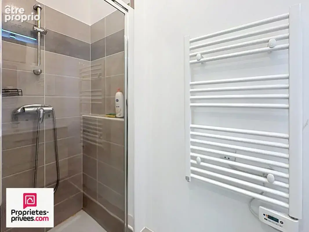 Appartement T4 dernier étage avec deux terrasses et garage - photo 12