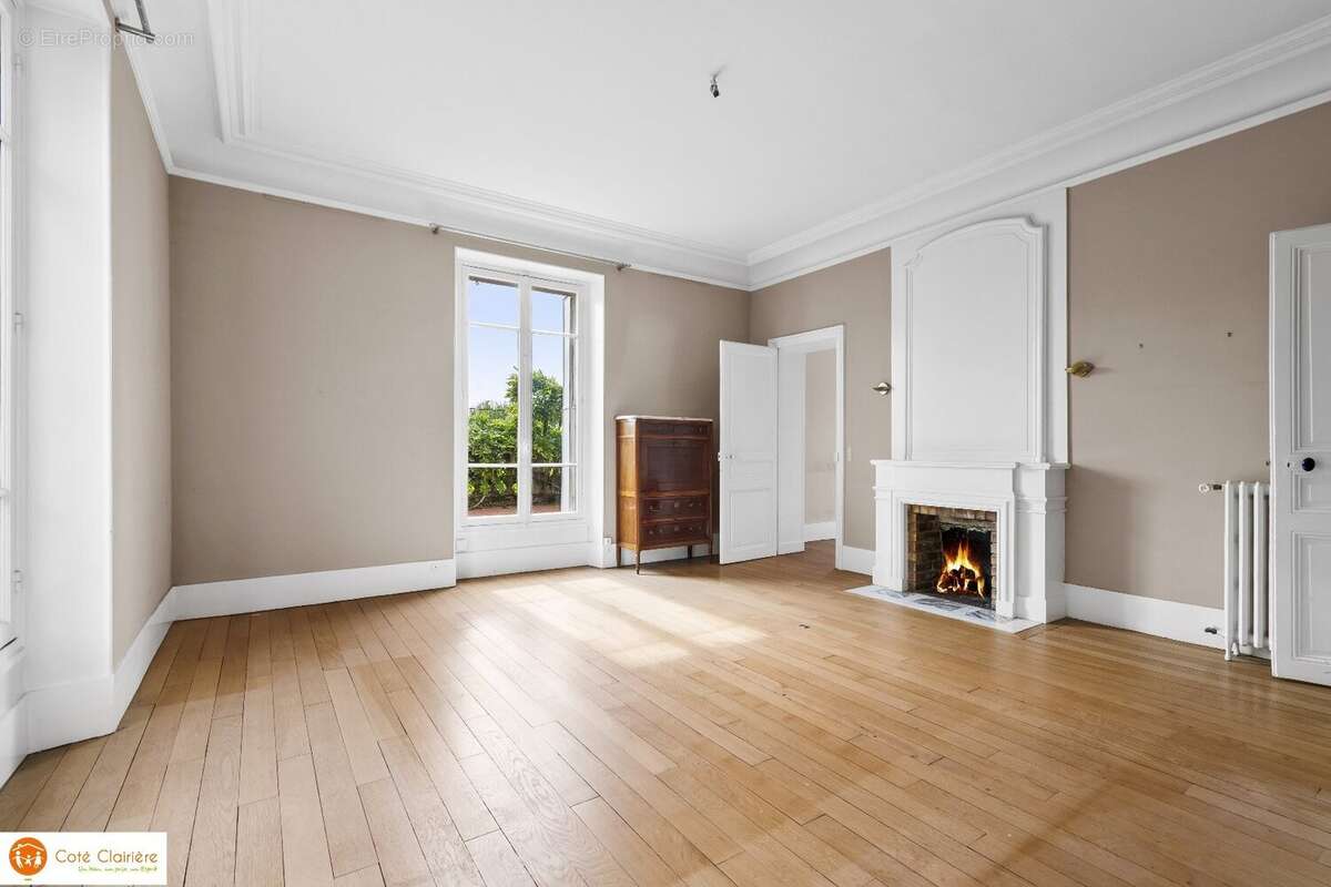 Maison à VERSAILLES