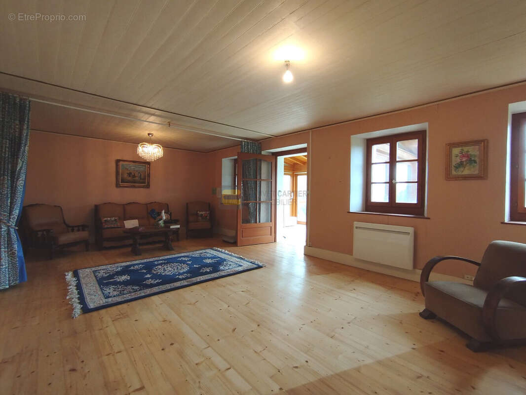 Maison à VIUZ-EN-SALLAZ