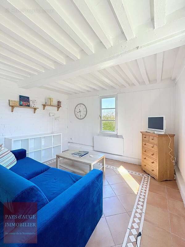 Maison à SAINT-GEORGES-EN-AUGE