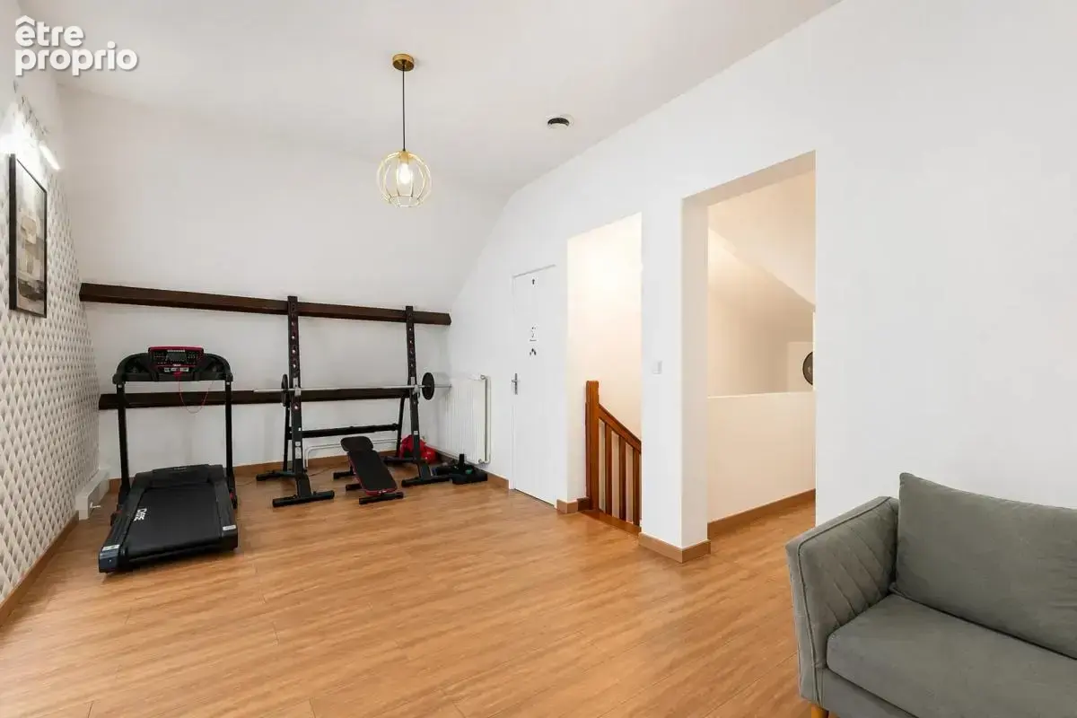Maison de 7 pièces de 187 m² à Dammartin-en-Goële - photo 11