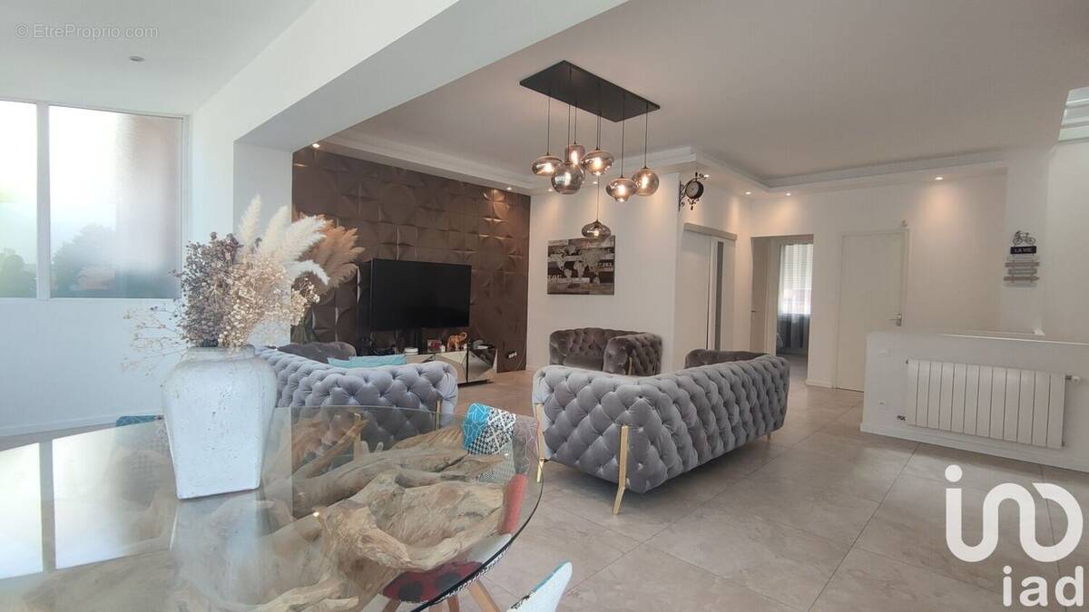 Photo 1 - Maison à MARSEILLE-14E