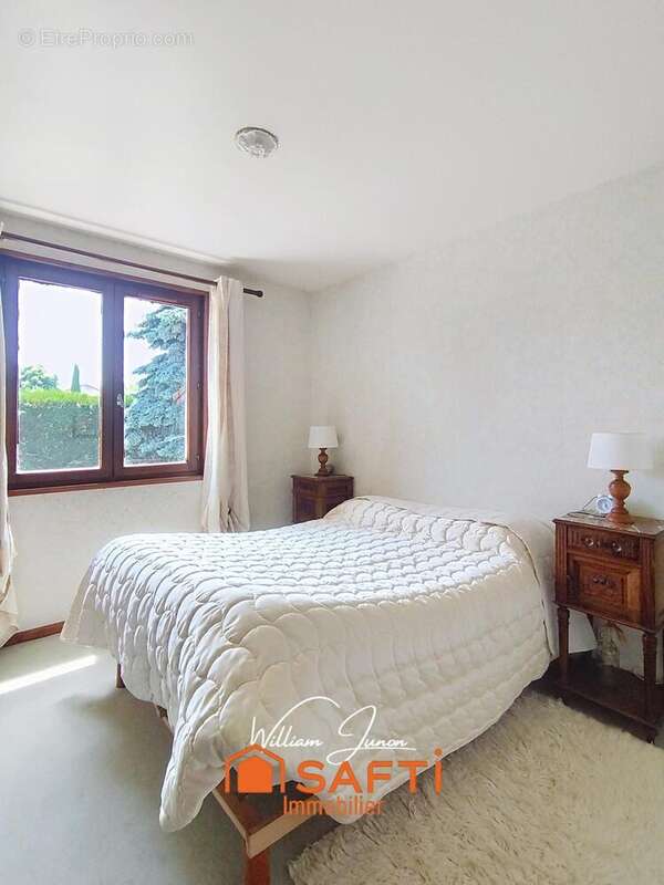 Maison 94 m² à Bas-En-Basset  - photo 7