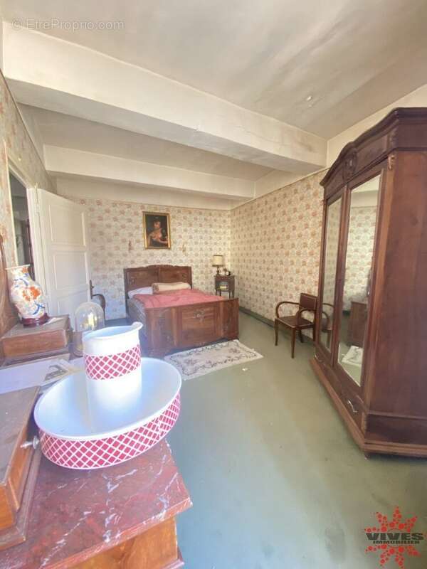 Maison à LESPIGNAN