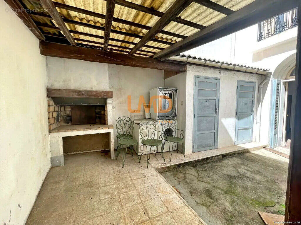 Maison à VILLENEUVE-LES-BEZIERS