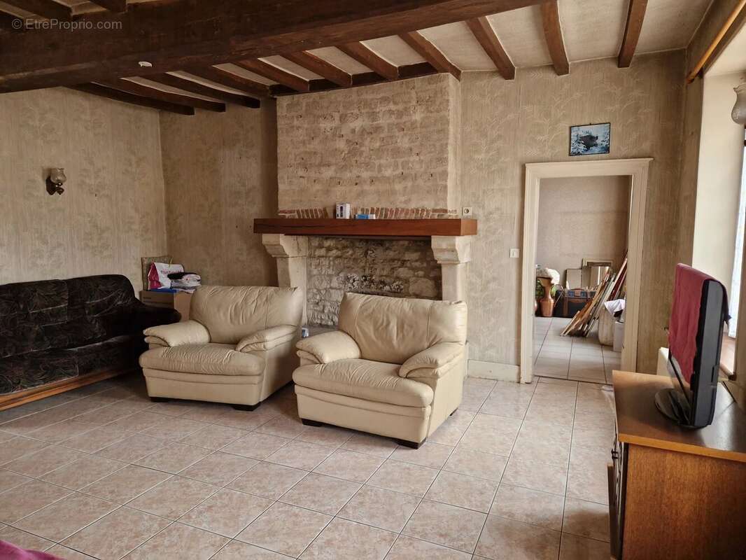 15 min de laon ref 3684 mfd - photo 7
