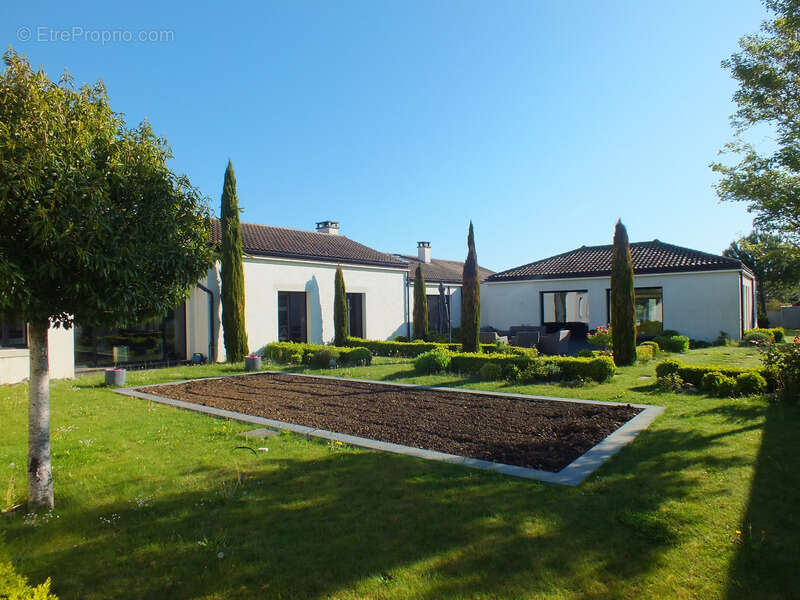 Maison à SEMUR-EN-AUXOIS