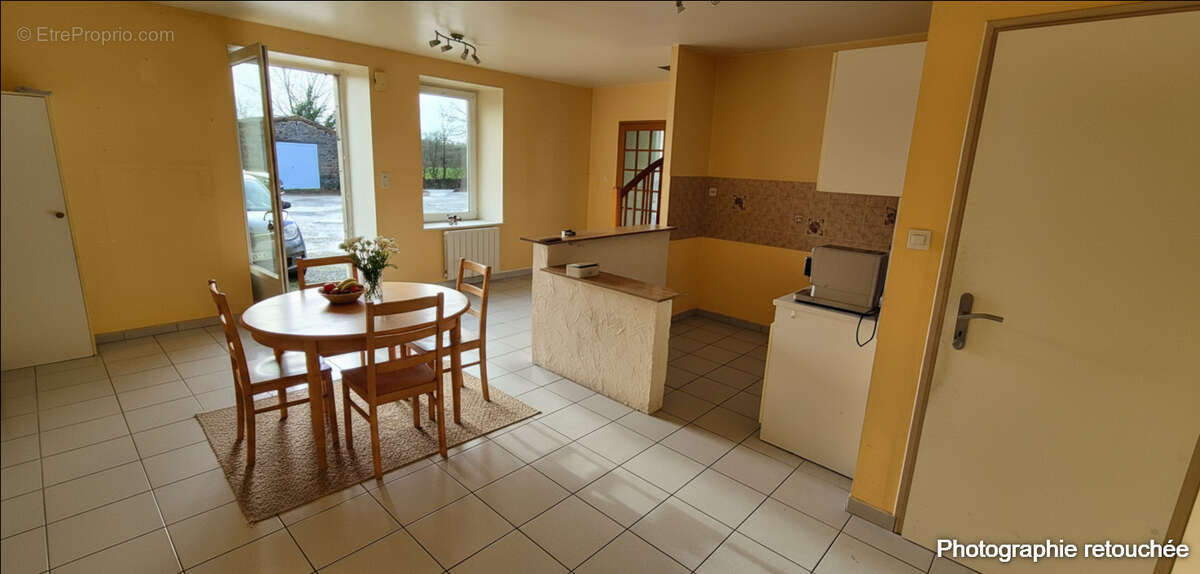 Maison à SAINT-DENIS-LA-CHEVASSE