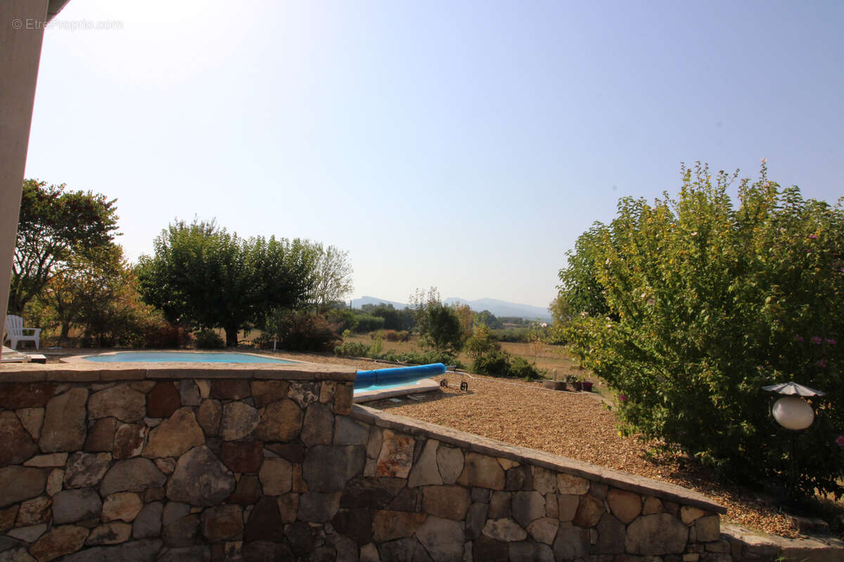 Maison à SAINT-JULIEN-DE-CASSAGNAS