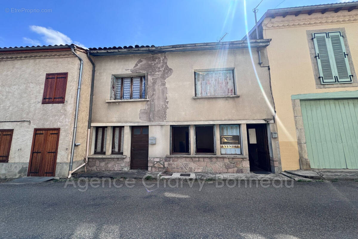 Maison à OUST