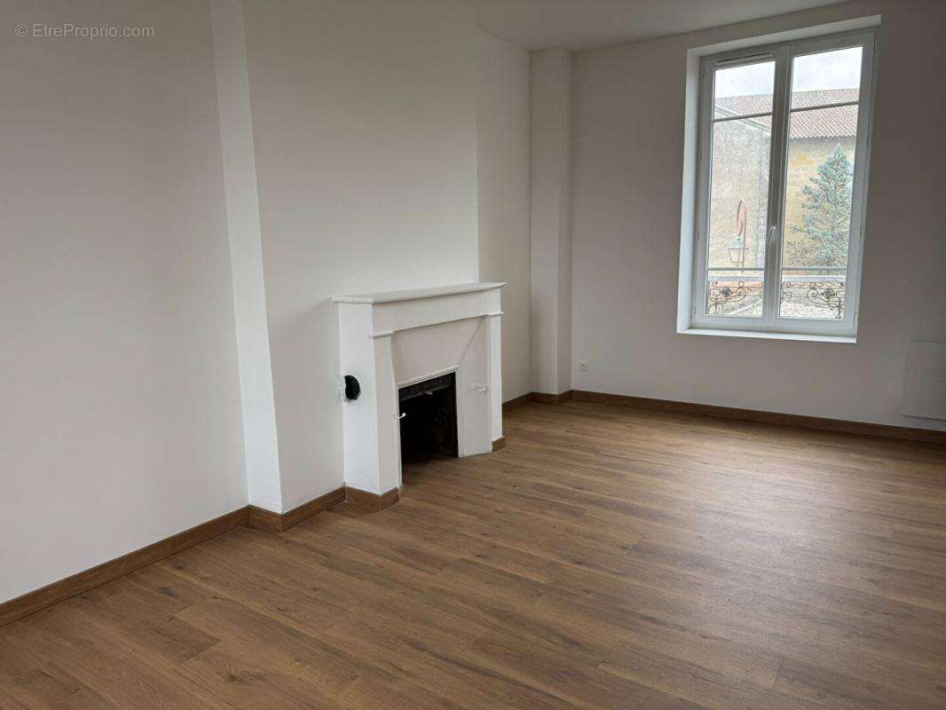 Maison à RAZAC-SUR-L&#039;ISLE