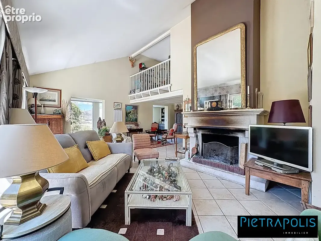 Maison 6 pièces 163 m² à vendre à Saint-Martin-D'uriage (38410) - photo 1
