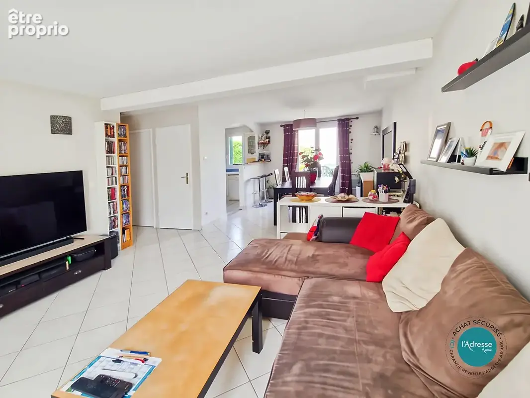 Maison avec jardin et garage - photo 4