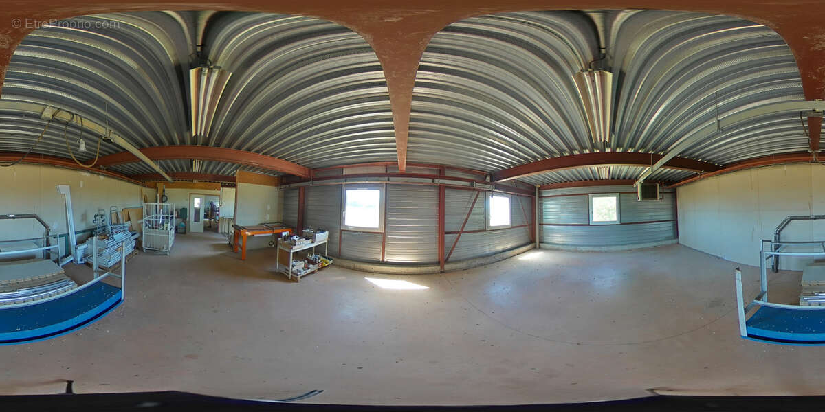 Ancien site logistique / Entrepôt / Local d'Activités - photo 41