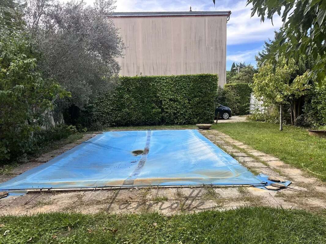 Maison à MONTELIMAR