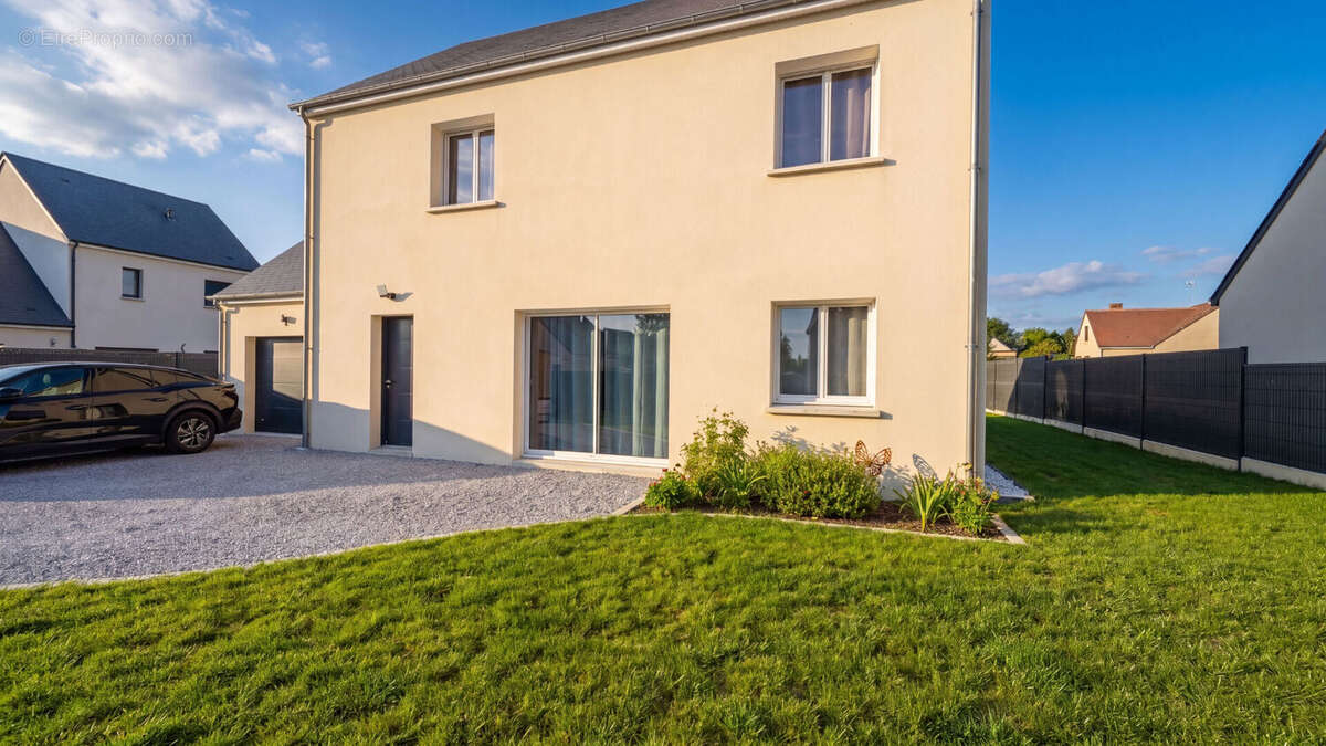 Maison Veigne 6 pièce(s) 130 m2 - photo 14