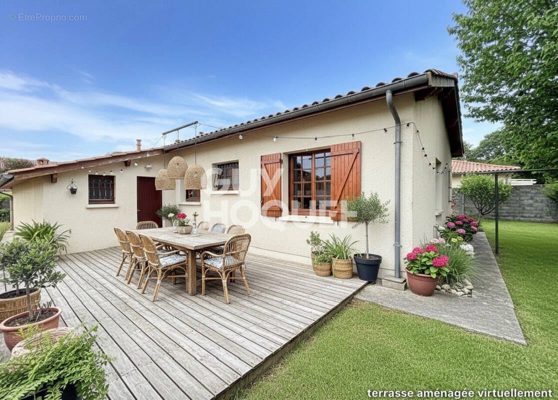 Maison à VILLENAVE-D'ORNON