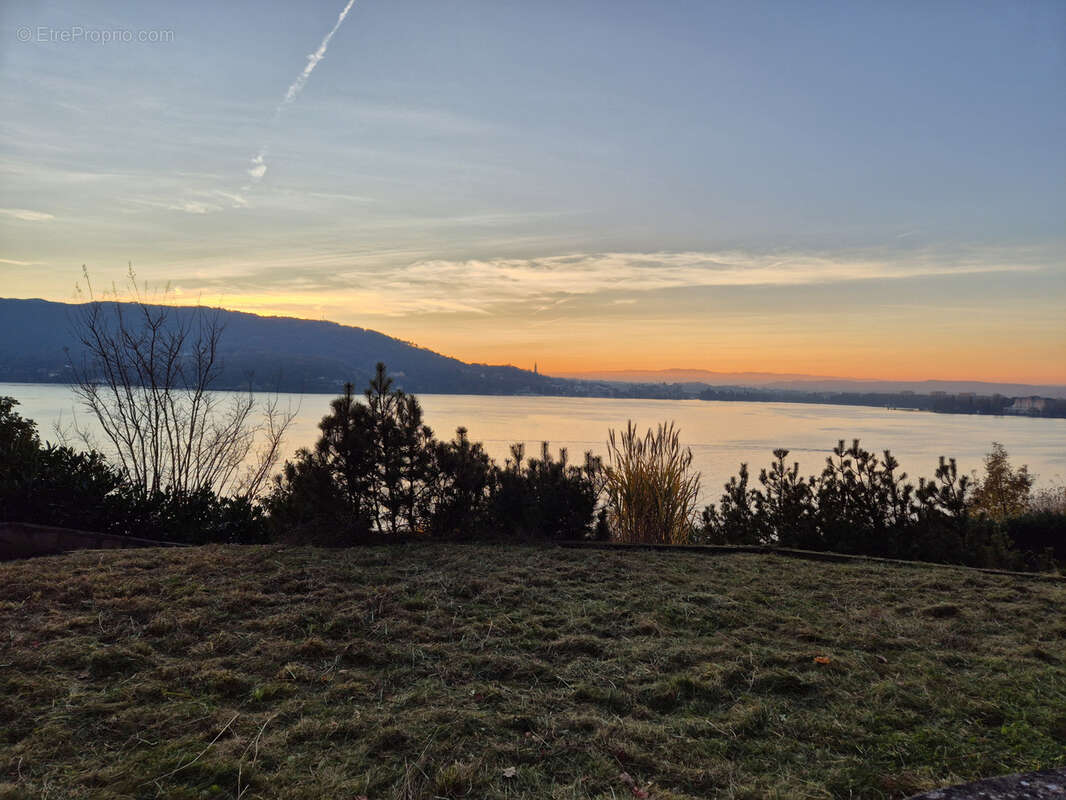 Maison à VEYRIER-DU-LAC