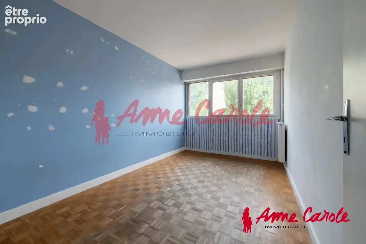 Appartement de trois pièces de 70 m2 avec loggia et cave en - photo 10