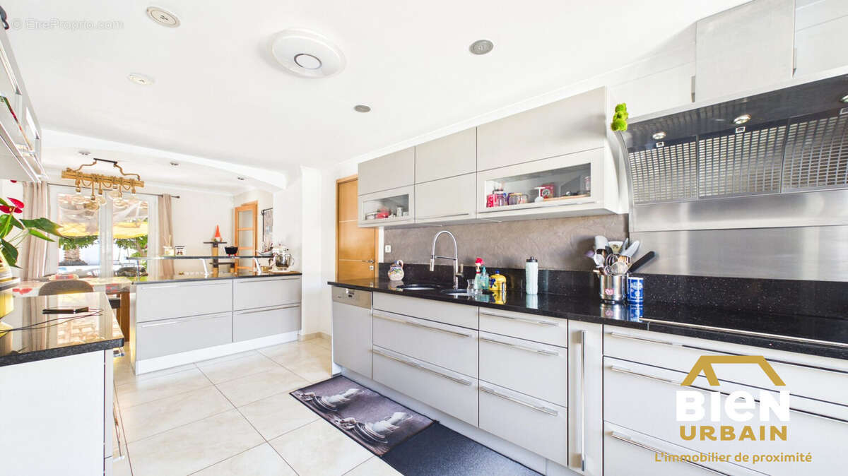 Maison 118 m² à Bouillargues  - photo 7