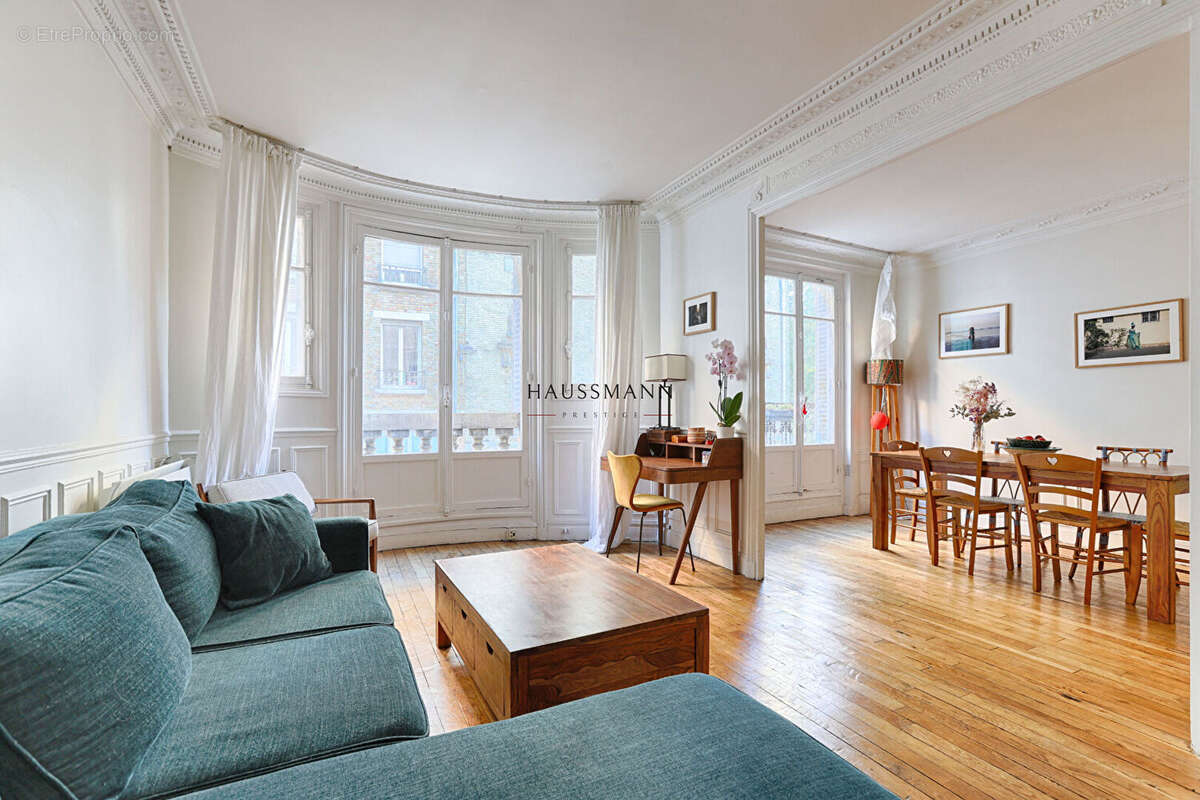 Appartement à PARIS-12E