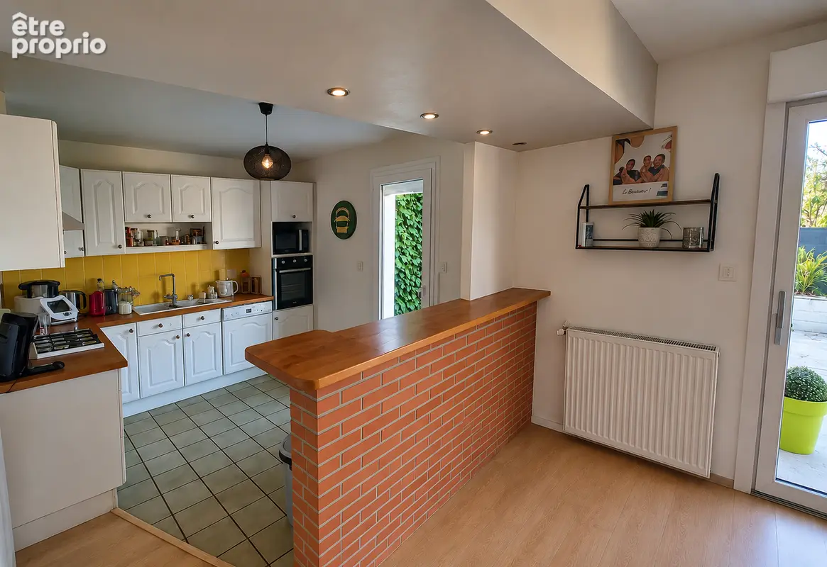 Beauzelle - Maison 4 pièces 91m² - Avec jardin, piscine et garage - photo 3