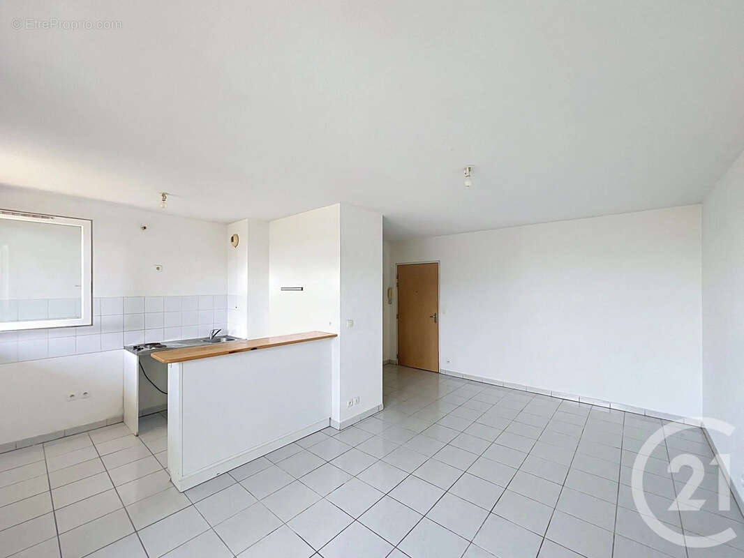 Appartement 46 m² à Auch  - photo 2