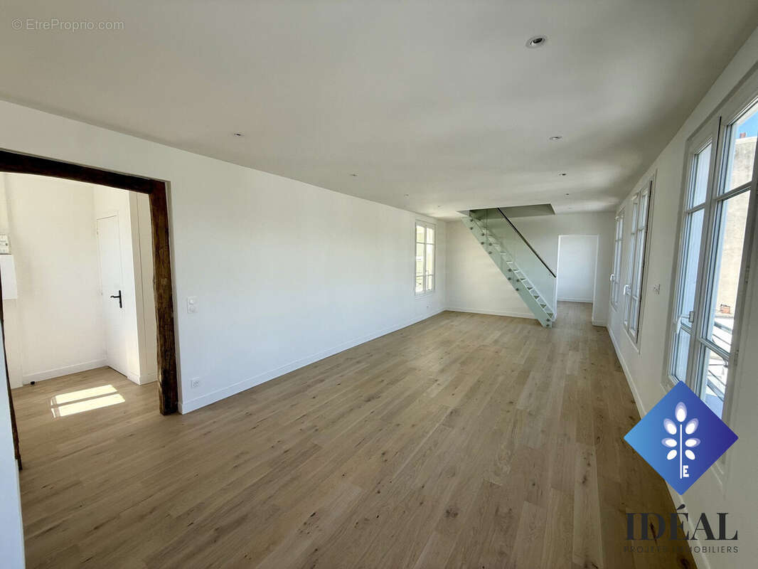 Appartement à PARIS-11E