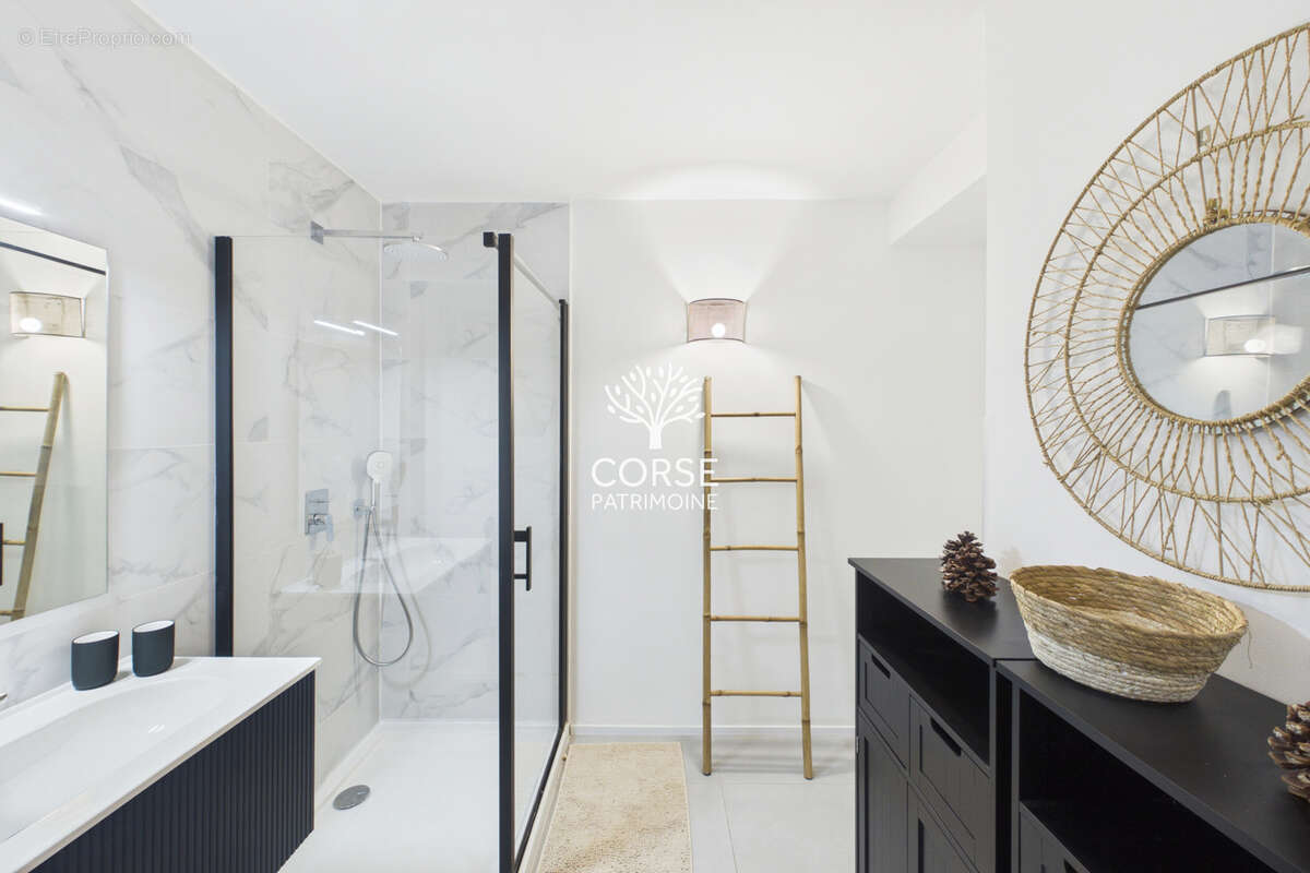 Appartement avec piscine et plage à pied - photo 10