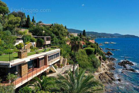 Maison à LE LAVANDOU
