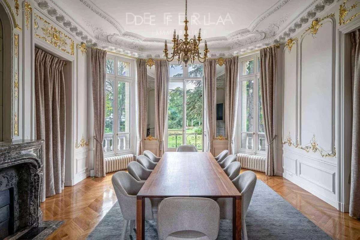 Maison à LE VESINET