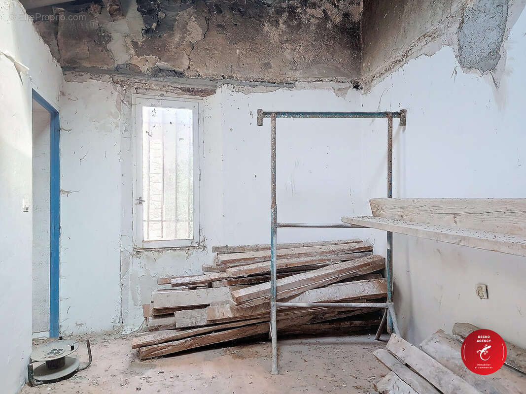 Maison à MONTFERRAT