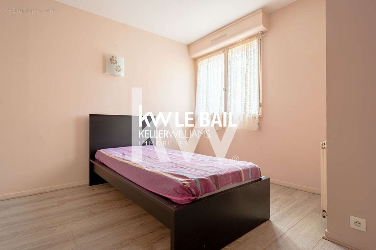 Appartement 75 m² à Ermont  - photo 4