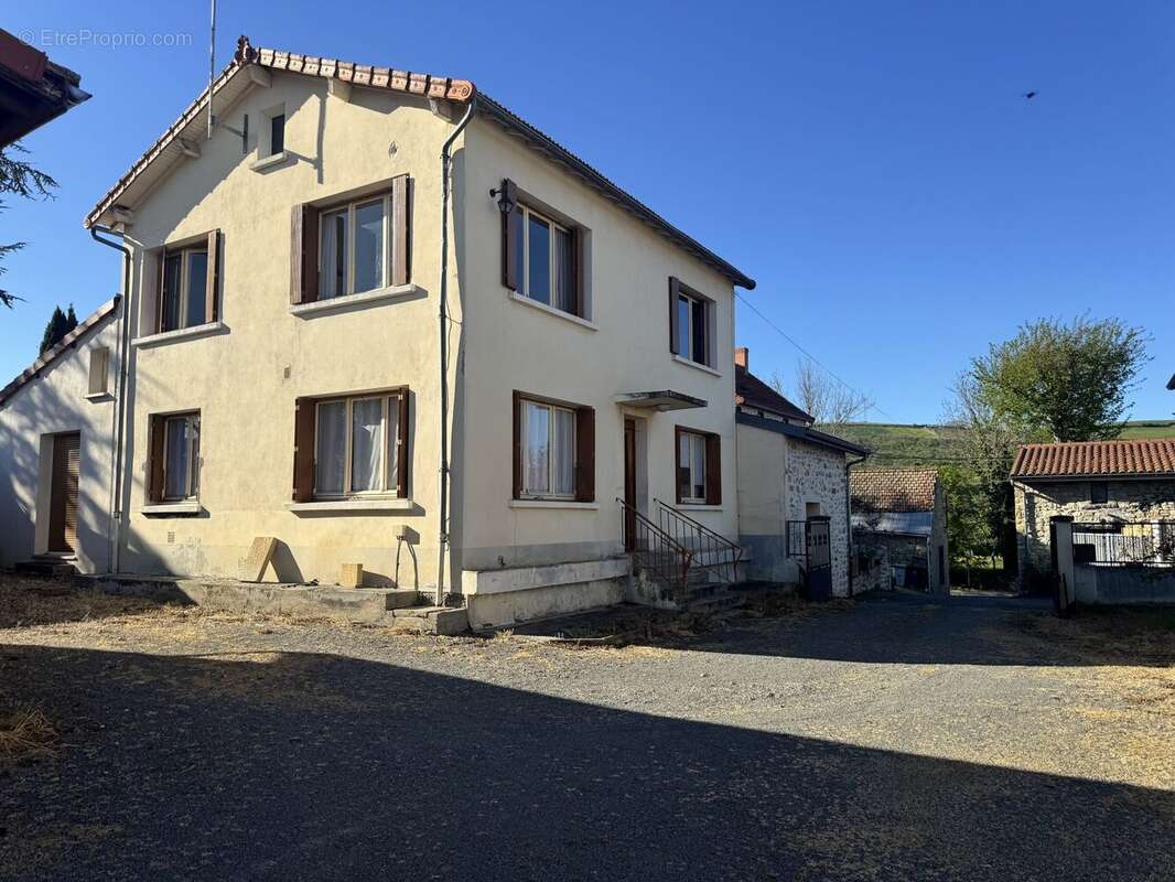 Maison à BEAUREGARD-VENDON