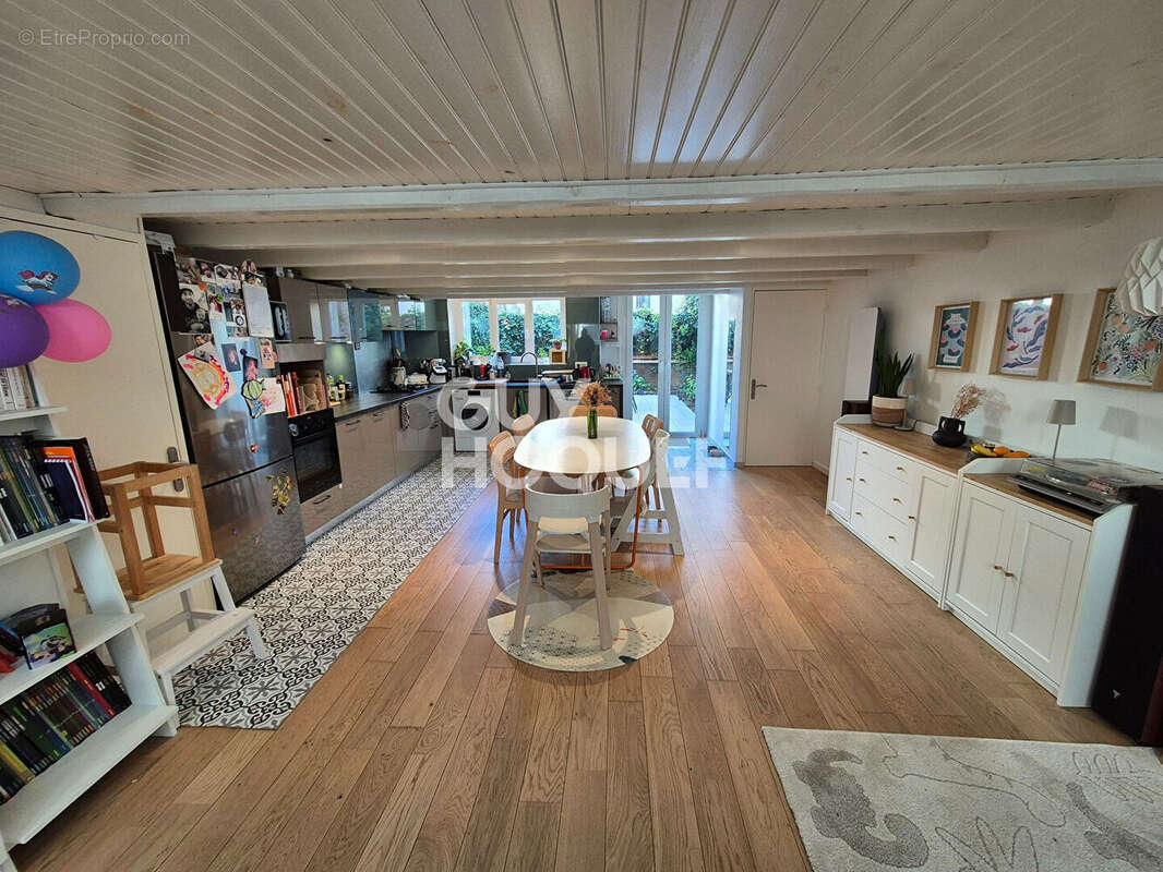 Appartement à OULLINS