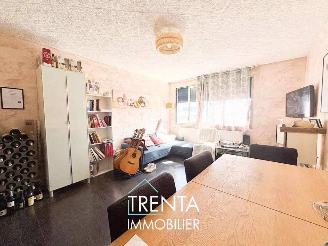 Appartement à SEYSSINET-PARISET