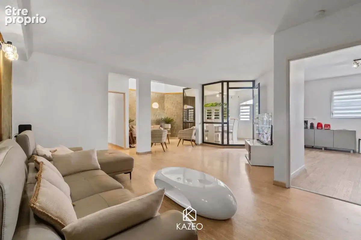 Appartement 5 pièces 148 m² à vendre à Fort-De-France (97200) - photo 5