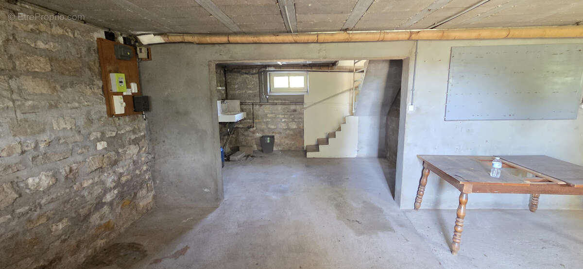Pavillon indépendant sur 1 826 m2 terrain arboré et clos - photo 12