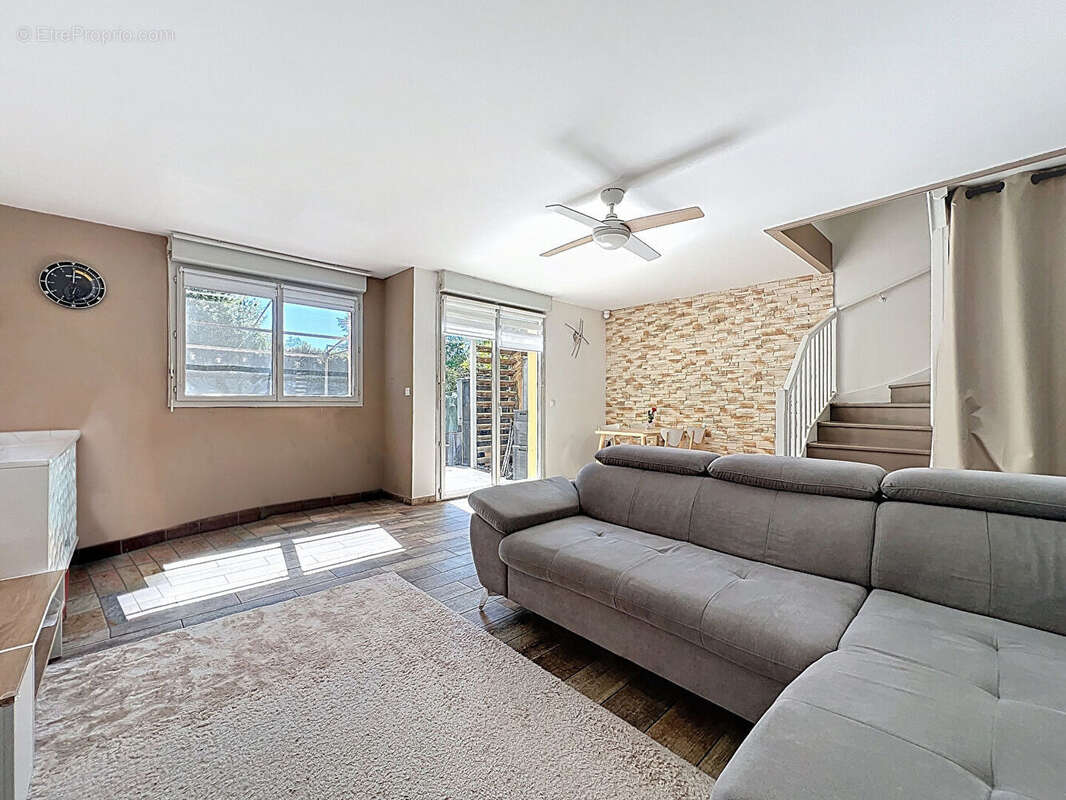 Maison à SAINT-ORENS-DE-GAMEVILLE