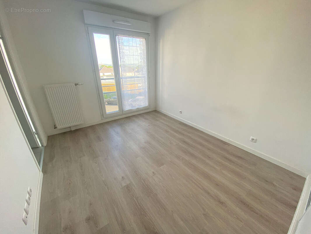 Appartement à NANTEUIL-LES-MEAUX