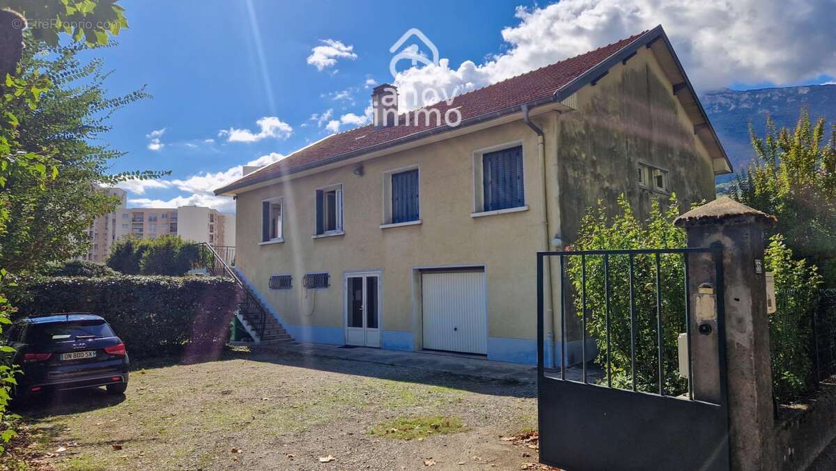 Maison familiale 7 pièces - Garage - Véranda - Piscine - photo 2