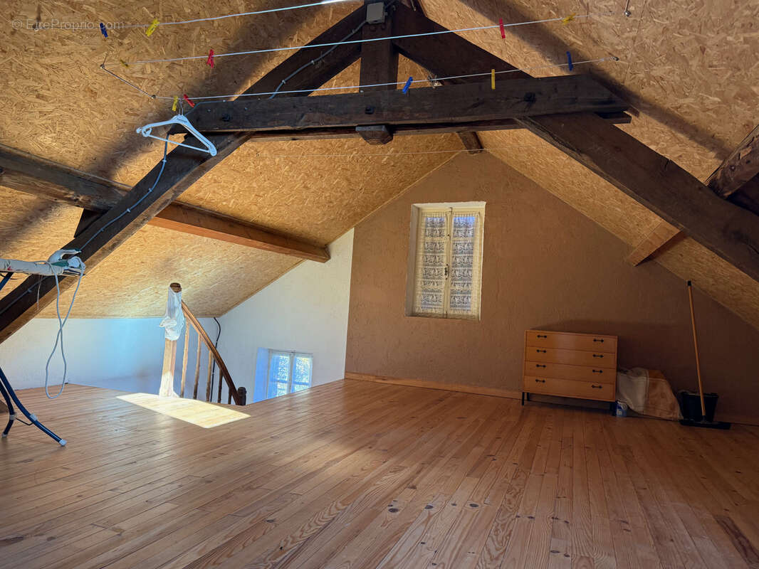 Maison à GOUTTIERES