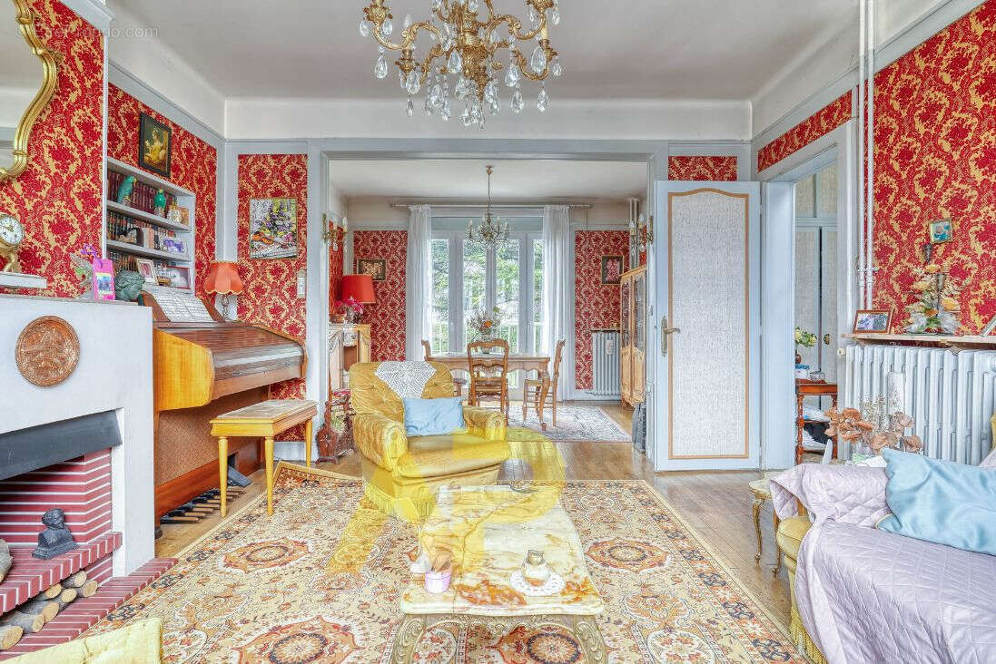 Maison à LE PLESSIS-ROBINSON