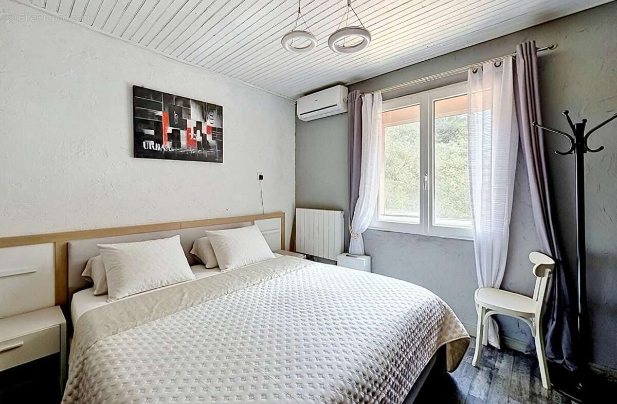 MAISON de 108 m² avec parcelle de 2992m² LE CANNET-DES-MAURES - photo 3