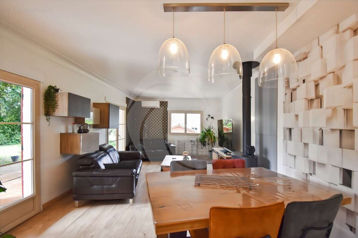 Maison 104 m² à Albias  - photo 5
